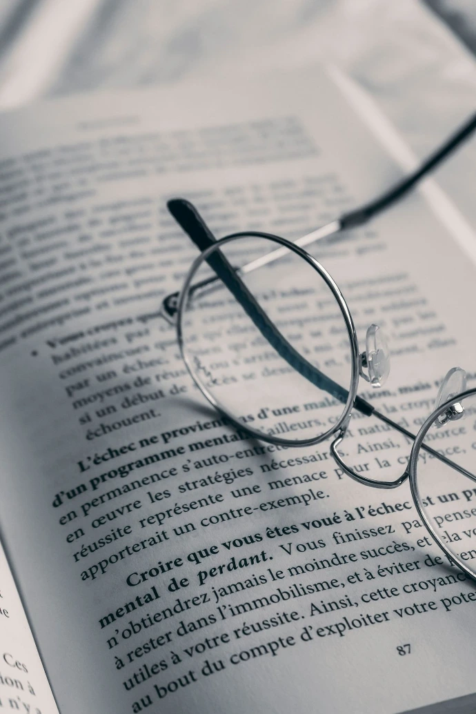écriture ; rédaction ; traduction écrite ; traduction