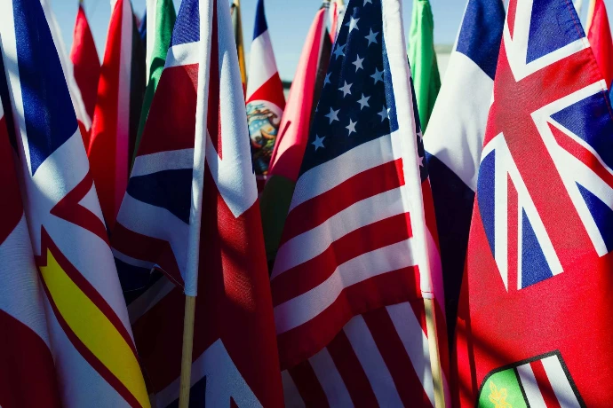 international ; multilingue ; multiculturel ; interprétation de conférence